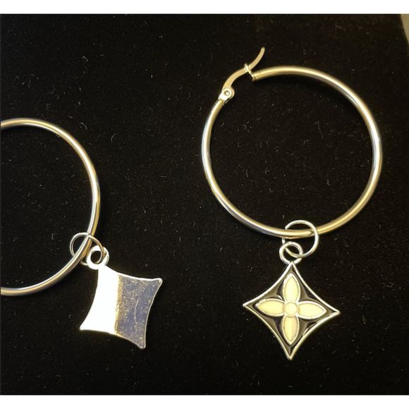 Silver Hoop Earrings with Black and White Flower Charms - Picture 2 of 4